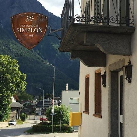 Hotel Gasthaus - Restaurant Simplon Va Hie Brig Exterior foto